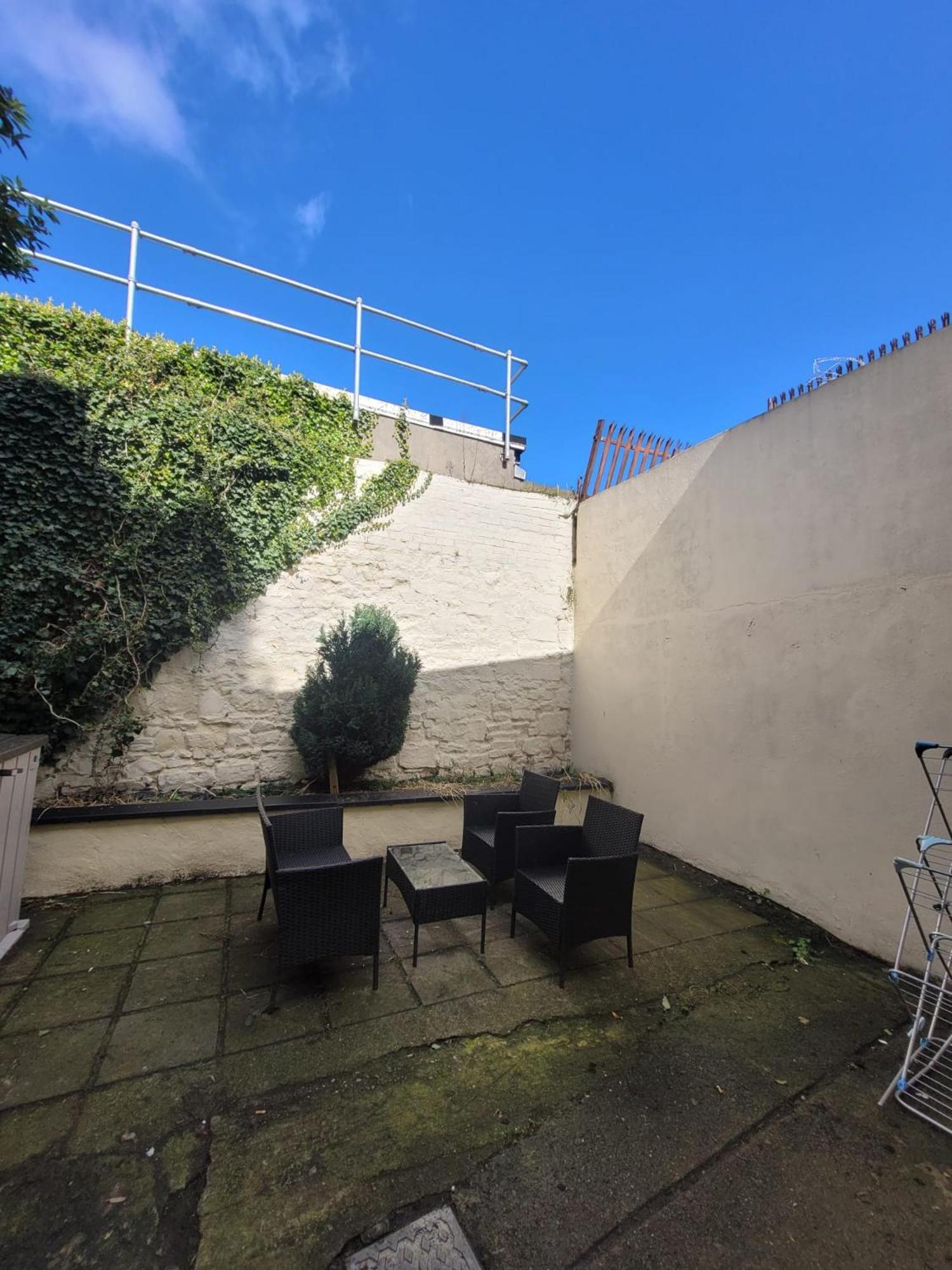 Recently Renovated Dublin City House Villa Esterno foto